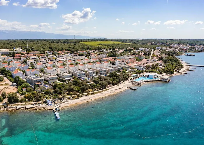 Sunny Side Escape By Belmont Realty