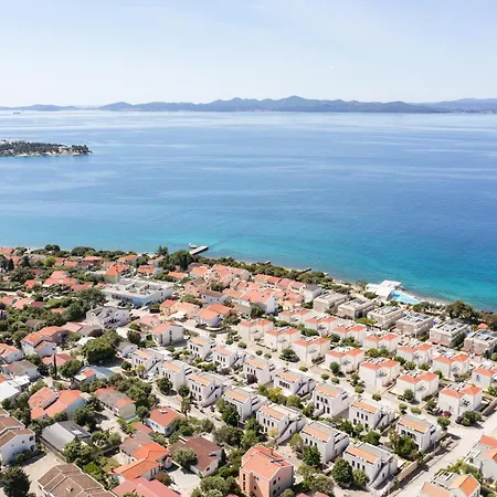 Sunny Side Escape By Belmont Realty * Petrčane