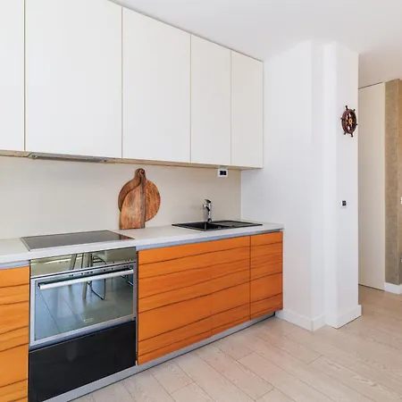 Sunny Side Escape By Belmont Realty *