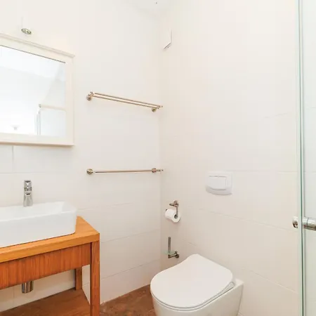 Apartamento Sunny Side Escape By Belmont Realty Petrčane