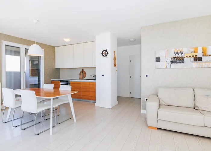 Sunny Side Escape By Belmont Realty